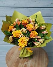 Букет цветов из:  Альстромерии и Розы в Аркадаке
