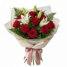 Букет цветов из:  Лилии и Розы в Аркадаке