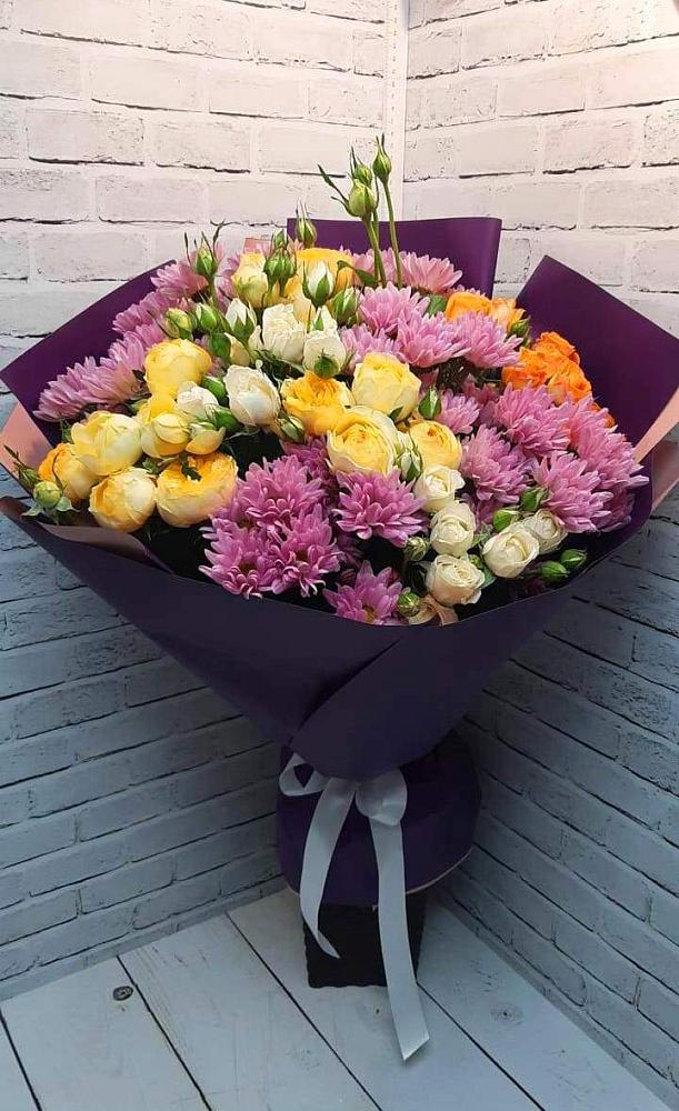 Букет цветов из: Хризантемы и Розы в Аркадаке