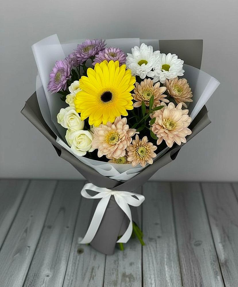 Букет цветов из: Розы, Герберы и Хризантемы в Аркадаке