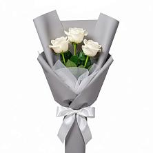Букет 3 белые розы в Аркадаке