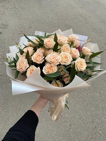 Букет Кремовые розы Латте в Аркадаке