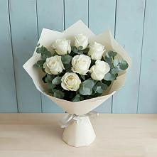 Букет Белые розы в Эвкалипте в Аркадаке