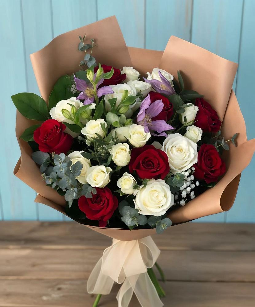 Букет цветов из: Розы и Альстромерии в Аркадаке